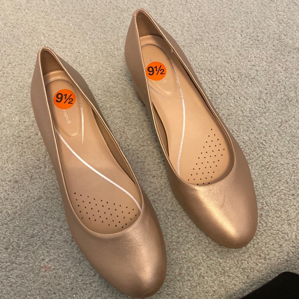 Comfortable gold shoes- never used!